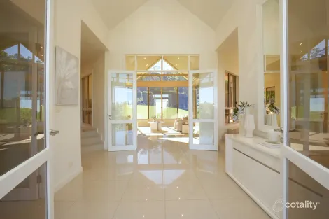 Property photo of 4 Bolt Place Griffith NSW 2680