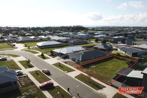 12 Seacrest Dr, Cowes, VIC 3922