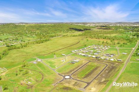 16 Jodie Louise Ave, Cotswold Hills, QLD 4350