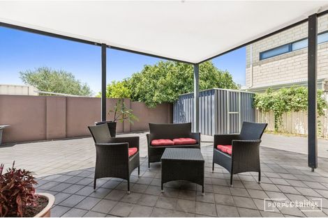 Property photo of 404 Hamilton Road Lake Coogee WA 6166