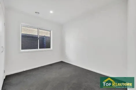 Property photo of 137 Polly Parade Tarneit VIC 3029