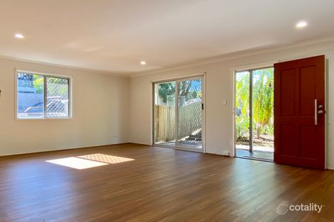 Property photo of 31 Warringah Grove Petrie QLD 4502