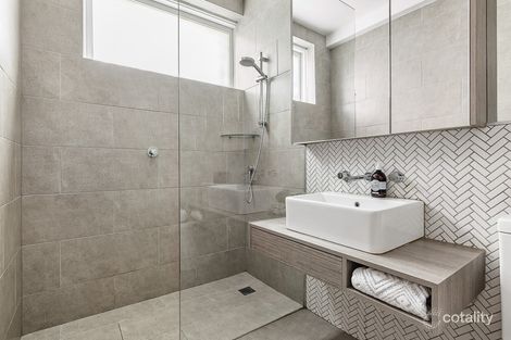 Property photo of 3/37 Foam Street Elwood VIC 3184