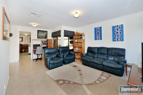 Property photo of 2 Stanton Place Aberfoyle Park SA 5159