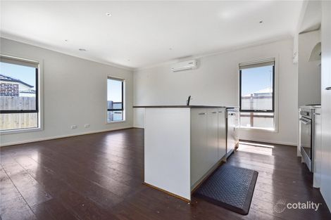 Property photo of 2 Chestnut Avenue Clyde VIC 3978