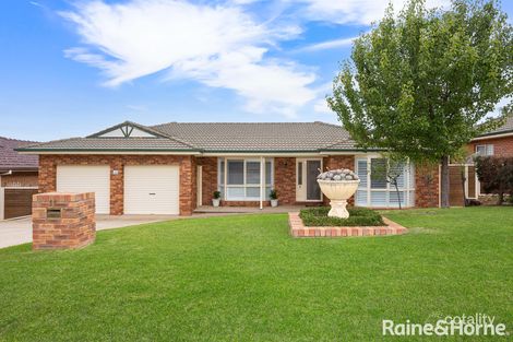 Property photo of 11 Kirrang Avenue Glenfield Park NSW 2650