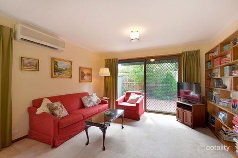 Property photo of 1/111-113 Watsons Road Glen Waverley VIC 3150