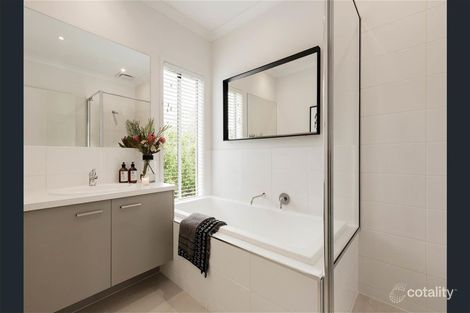 Property photo of 10 Springbrook Drive Mount Barker SA 5251