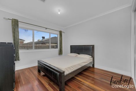 Property photo of 6 Evenglow Drive Wollert VIC 3750