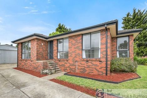Property photo of 15 Meredith Crescent Hampton Park VIC 3976