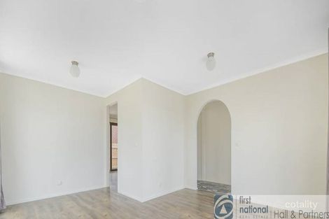 Property photo of 15 Meredith Crescent Hampton Park VIC 3976