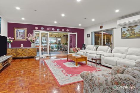 Property photo of 2 Huntingtower Crescent Langwarrin VIC 3910