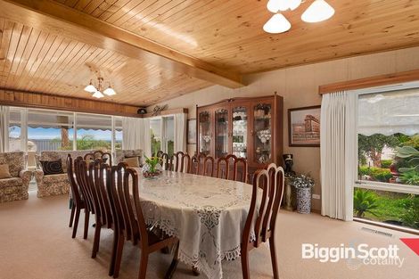 Property photo of 5 Benambra Drive Templestowe Lower VIC 3107
