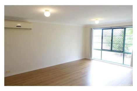 Property photo of 1 Hampshire Court Calamvale QLD 4116