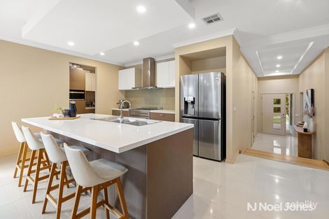 Property photo of 20 Haldane Close Chirnside Park VIC 3116