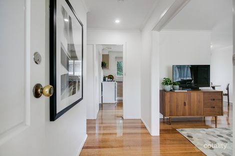 Property photo of 2 Oaklands Crescent Frankston VIC 3199