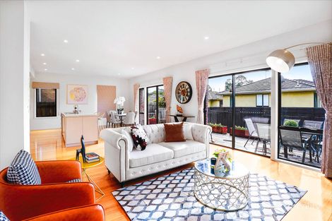 Property photo of 10 Solferino Close Mount Waverley VIC 3149