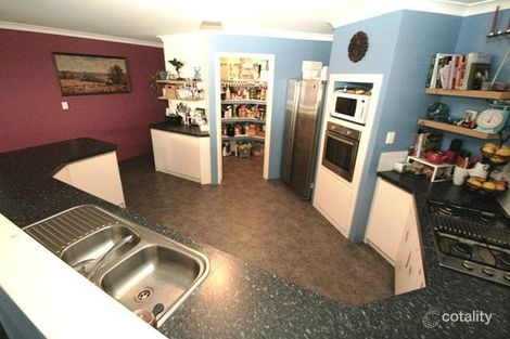 Property photo of 39 Vaughans Way Australind WA 6233
