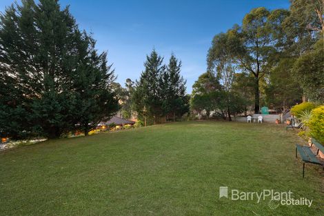 Property photo of 26 Dobell Drive Eltham VIC 3095