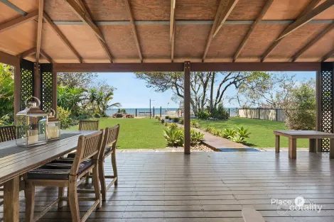 Property photo of 54 Bayside Drive Beachmere QLD 4510