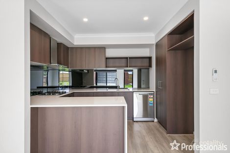 Property photo of 32 Milano Road Burnside VIC 3023