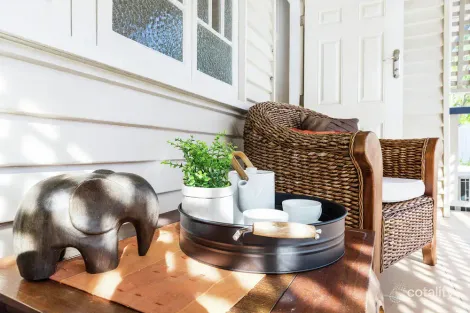 Property photo of 154 Boundary Road Camp Hill QLD 4152