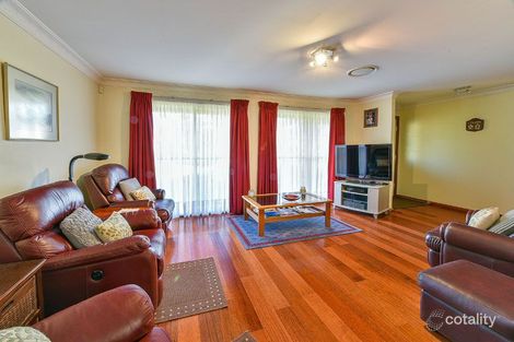 Property photo of 13 Oaktree Grove Prospect NSW 2148