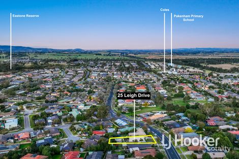 Property photo of 25 Leigh Drive Pakenham VIC 3810