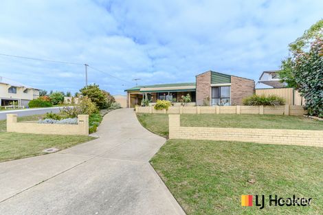 Property photo of 21 Moorpark Avenue Yanchep WA 6035