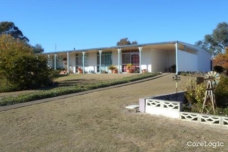 Property photo of 30 Deakin Crescent Nanango QLD 4615