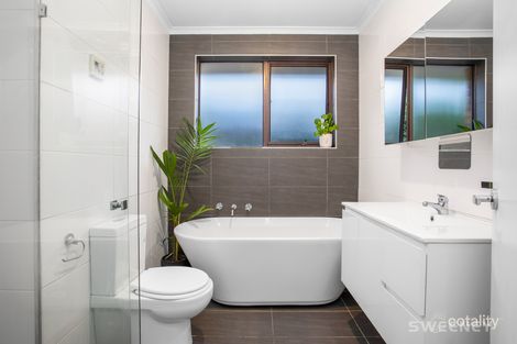 Property photo of 80 Grieve Parade Altona VIC 3018