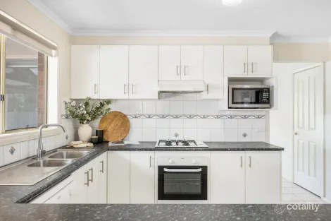 Property photo of 25 Dalray Crescent New Gisborne VIC 3438