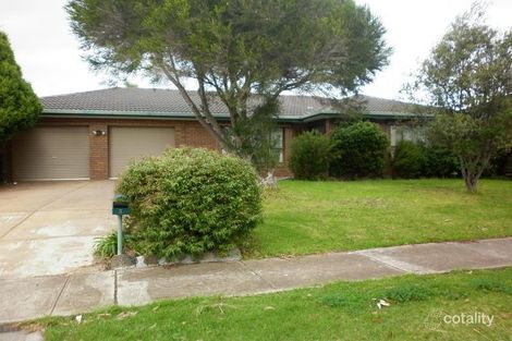 3 Barbary Cres, Taylors Lakes, VIC 3038