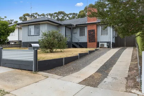 Property photo of 75 Chisholm Crescent Seymour VIC 3660