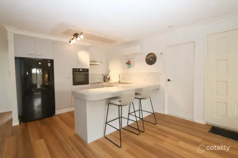 Property photo of 2/9 Nina Parade Arundel QLD 4214