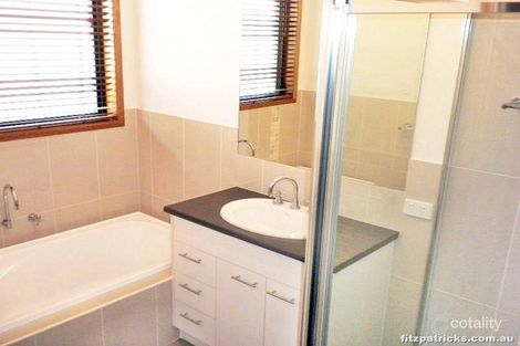 Property photo of 41 Avocet Drive Estella NSW 2650