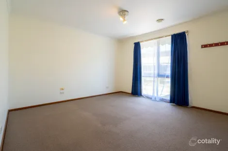 Property photo of 100 Monahans Road Cranbourne VIC 3977