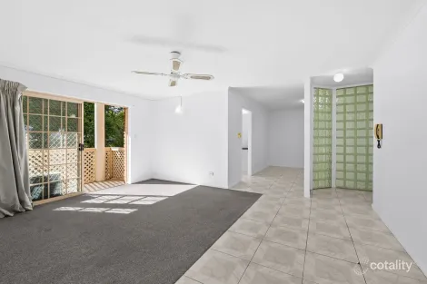 Property photo of 2/6 Shirley Street Indooroopilly QLD 4068