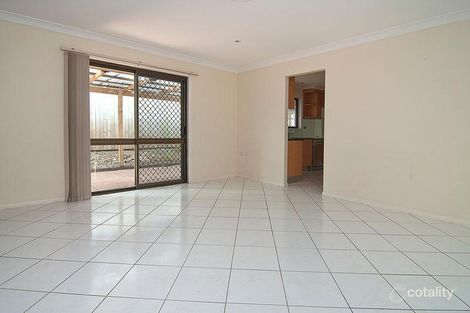 Property photo of 10 Petringa Crescent Springwood QLD 4127