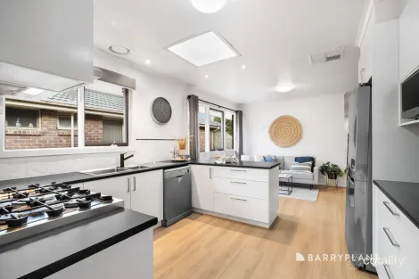 Property photo of 44 Folkstone Crescent Ferntree Gully VIC 3156