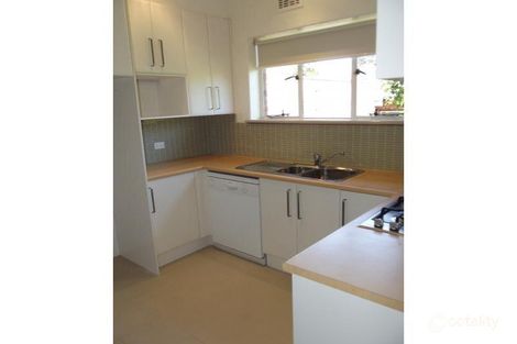 Property photo of 2/58-60 Whitmuir Road McKinnon VIC 3204