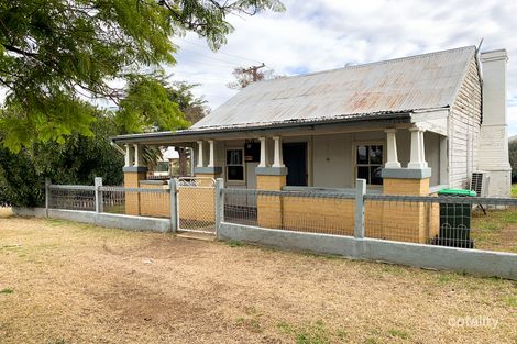 Property photo of 51 Crown Street West Tamworth NSW 2340