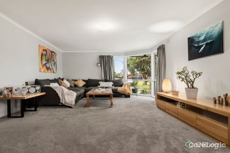 Property photo of 15 Warbler Court Carrum Downs VIC 3201