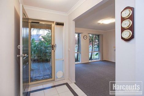 Property photo of 60 Hartland Circuit Pakenham VIC 3810