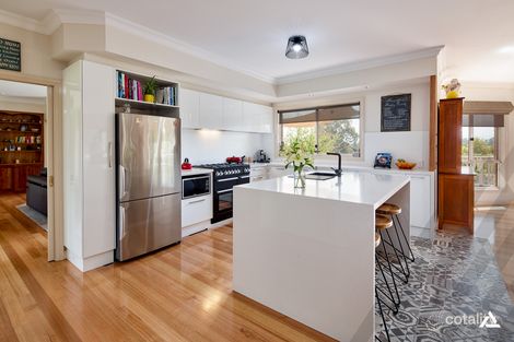 Property photo of 18A Arnup Crescent Drouin VIC 3818