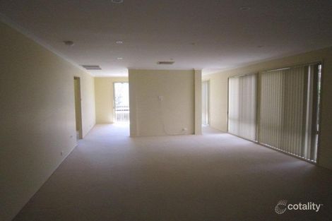 Property photo of 11 Spotted Gum Close Hamlyn Terrace NSW 2259