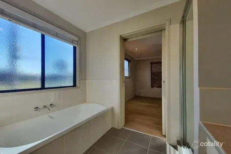 Property photo of 225 Peel Road Beachmere QLD 4510