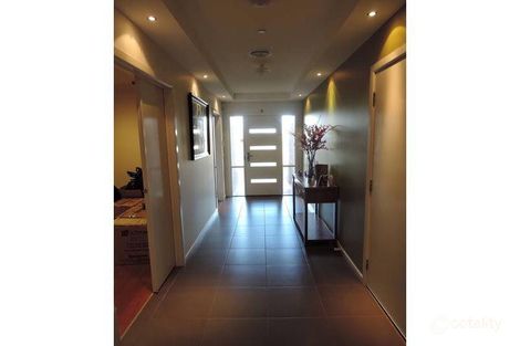 Property photo of 11 Amsterdam Avenue Tarneit VIC 3029
