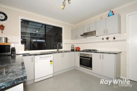 Property photo of 27 Alberton Drive Cranbourne West VIC 3977