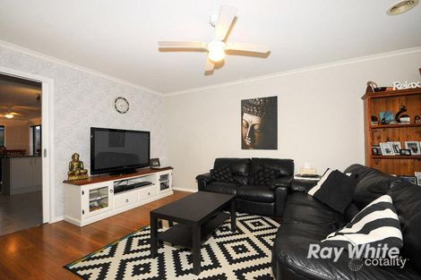 Property photo of 27 Alberton Drive Cranbourne West VIC 3977